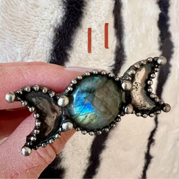 *NEW STOCK!* Witchy Lunar Cycle Labradorite + Pyrite Moon Ring 5 6 7 8 9 10 - Picture 11 of 12
